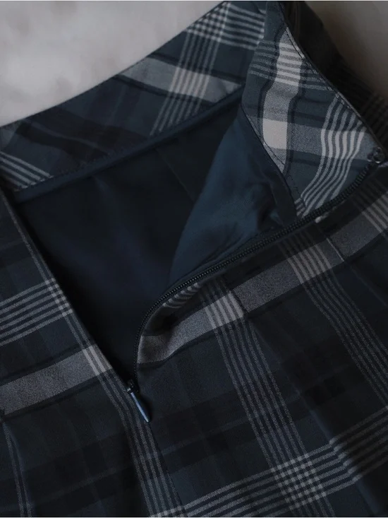 Aritzia Sunday Best Plaid Pleated Mini Skirt Dark Green Navy Size 0 - Picture 3 of 10